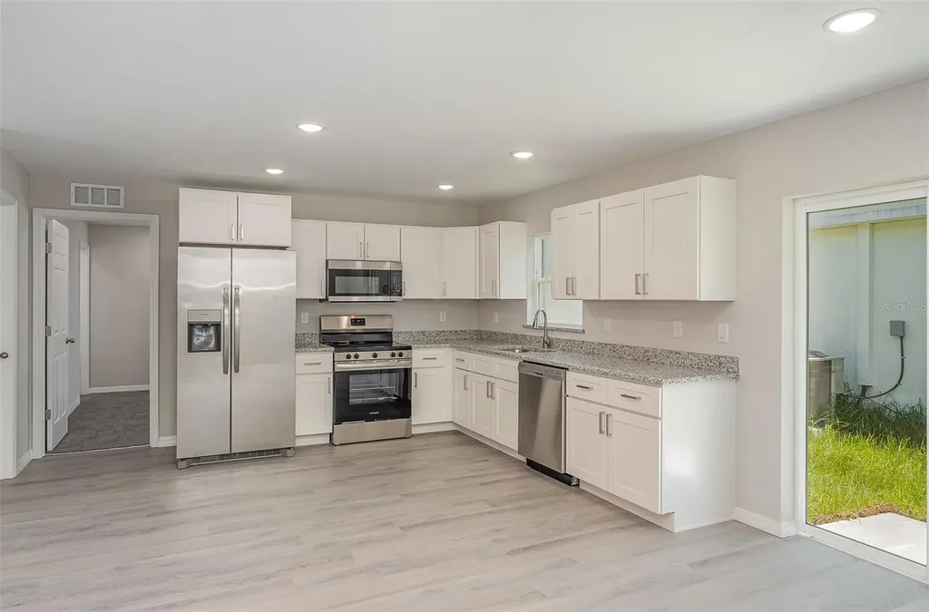 306/308 Ave P NW Winter Haven FL 33881