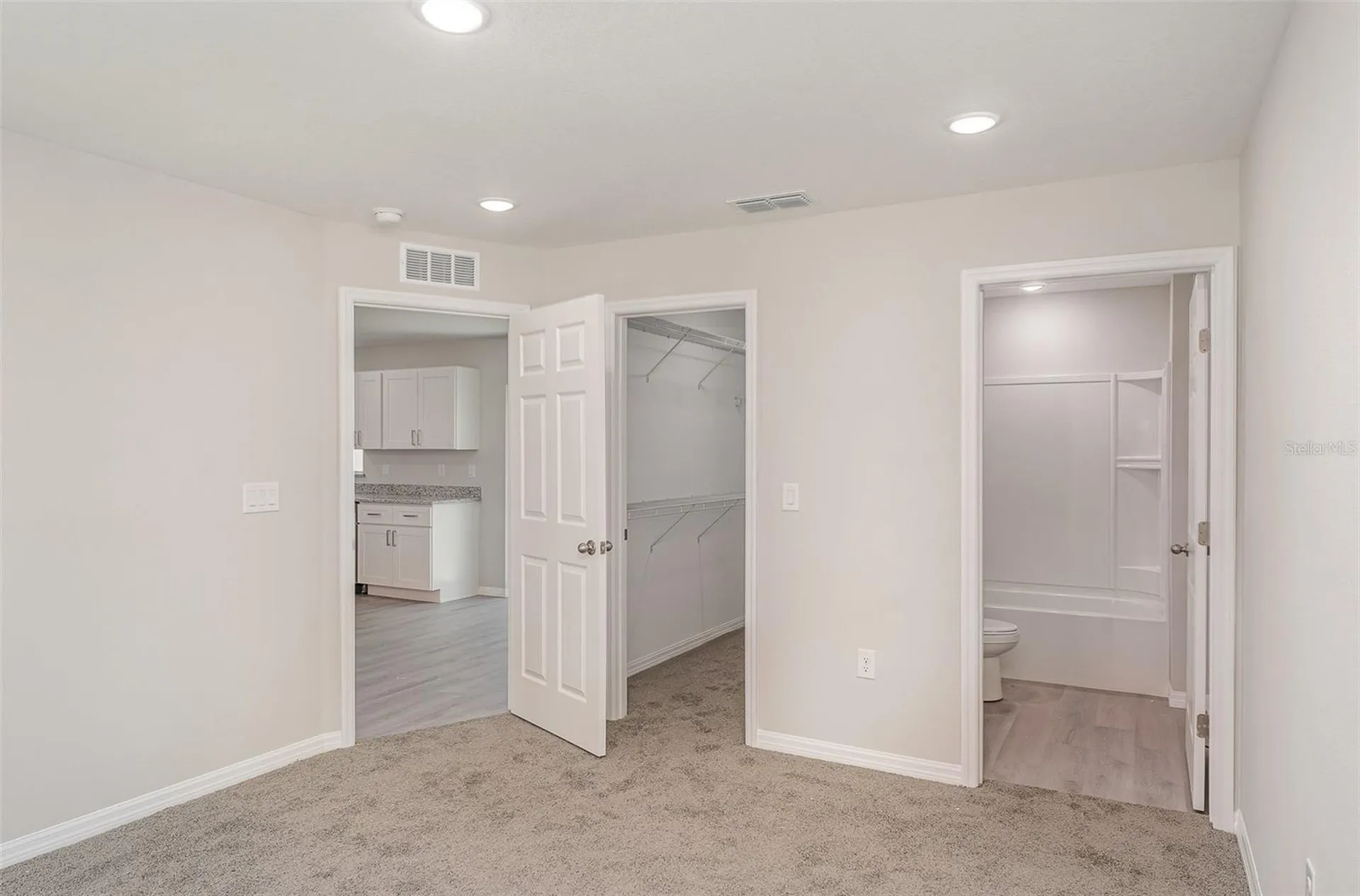 306/308 Ave P NW Winter Haven FL 33881