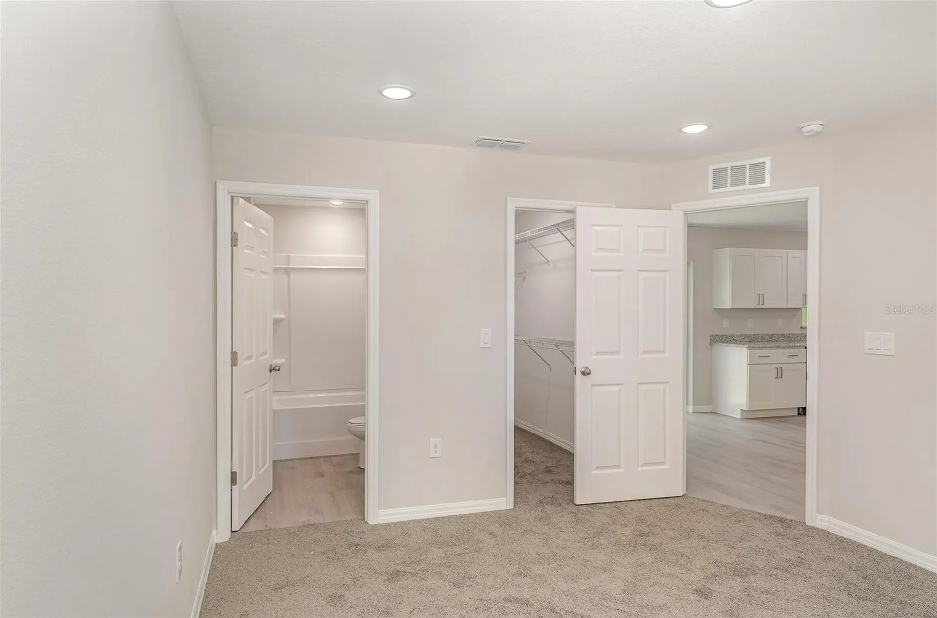 306/308 Ave P NW Winter Haven FL 33881