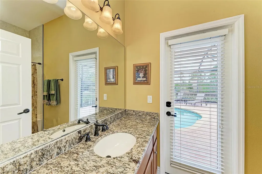 23327 Red Robin Place Bradenton FL 34202