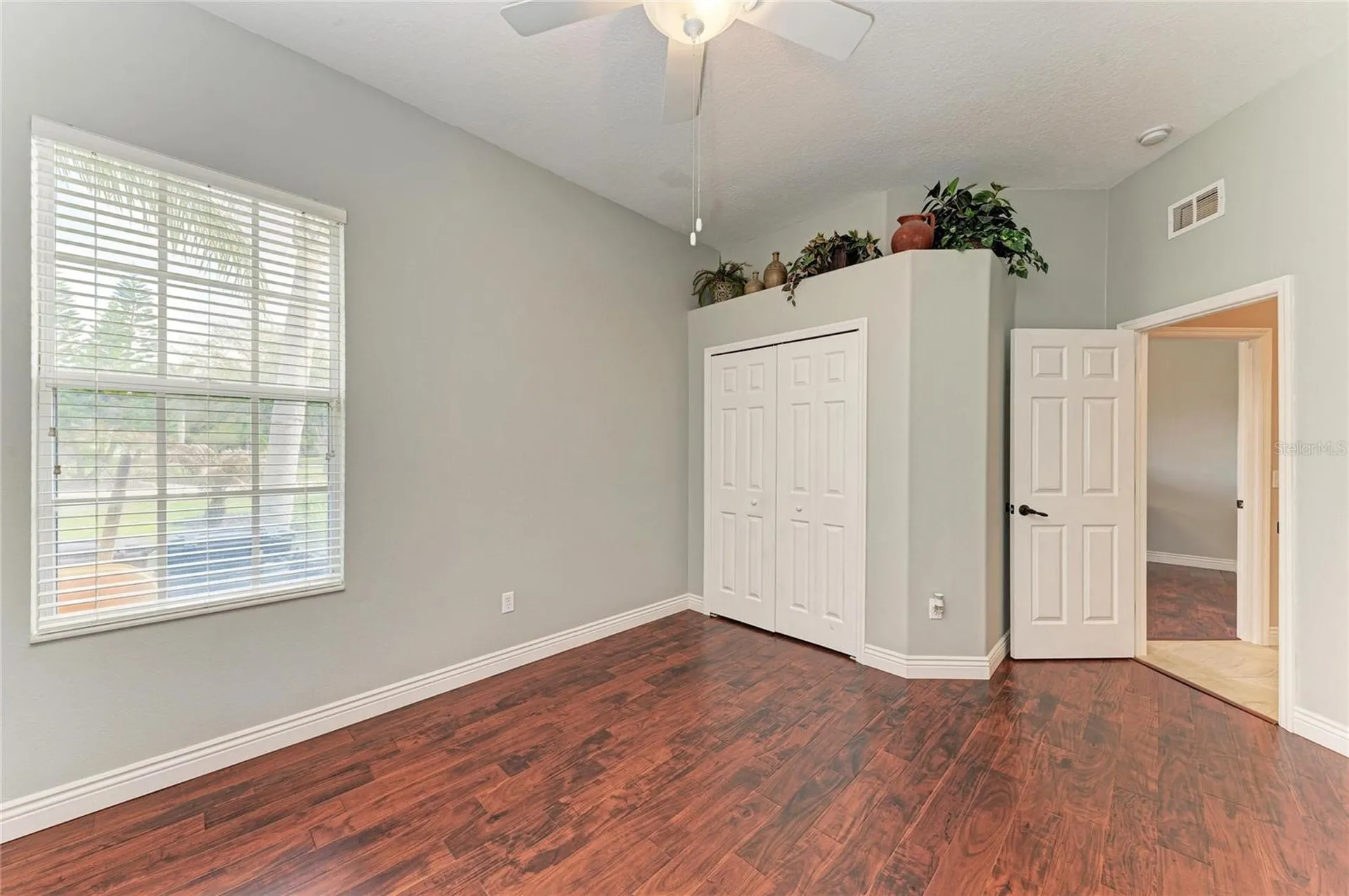 23327 Red Robin Place Bradenton FL 34202