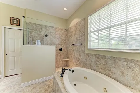 23327 Red Robin Place Bradenton FL 34202
