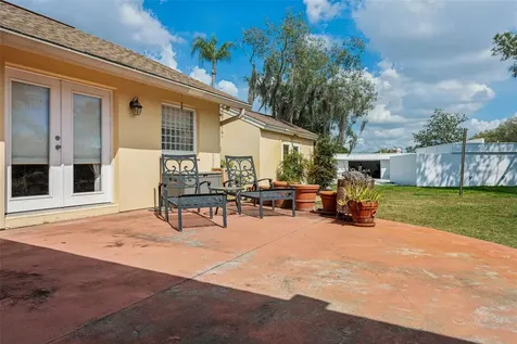 3025 Samara Drive Tampa FL 33618