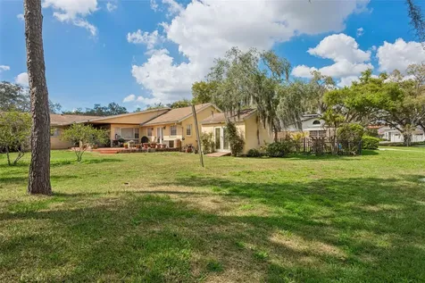 3025 Samara Drive Tampa FL 33618