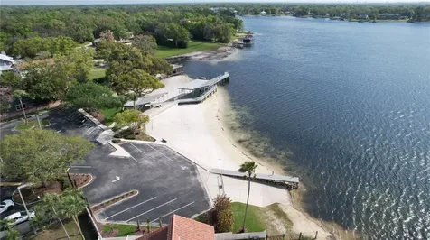 3025 Samara Drive Tampa FL 33618