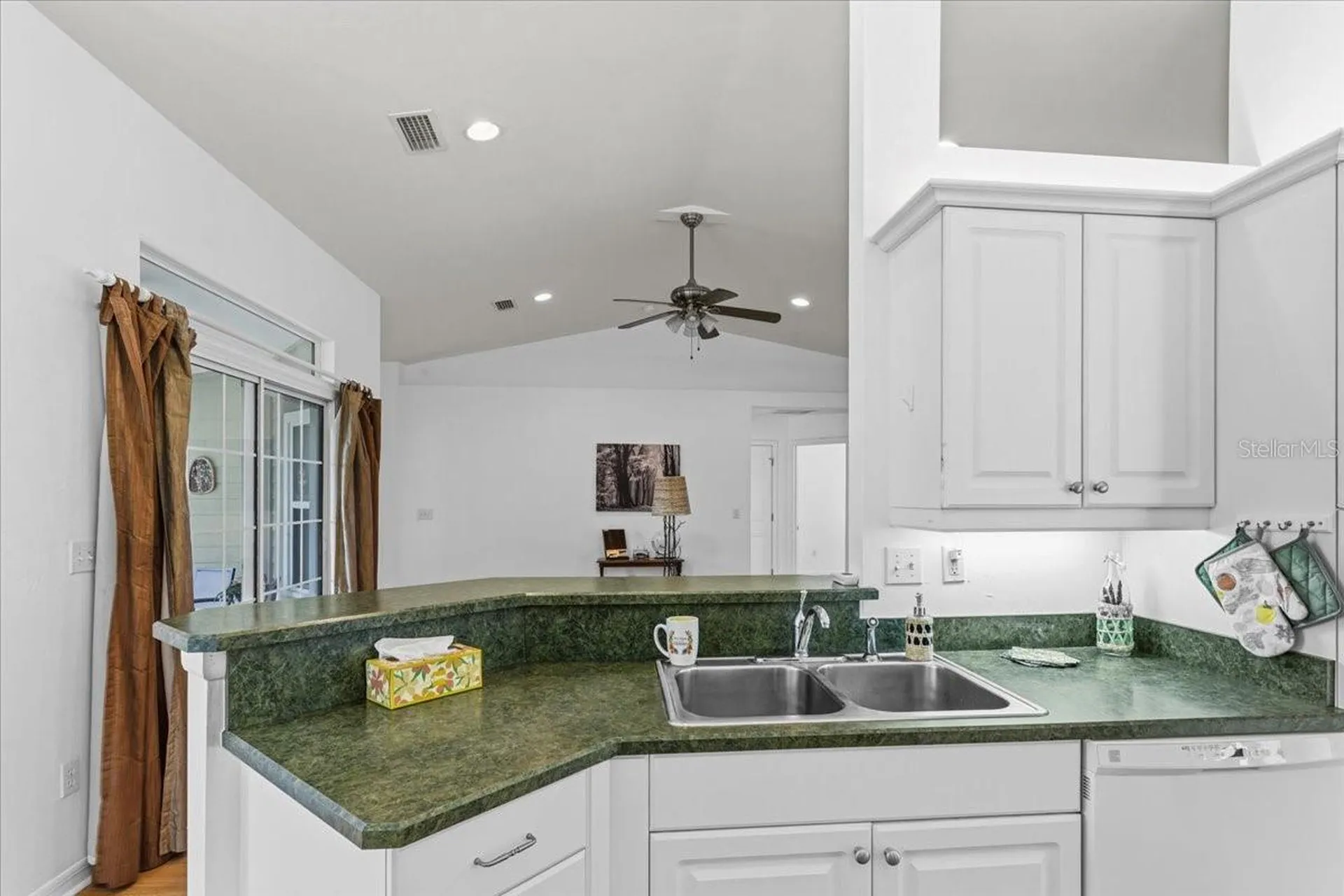 9567 SW 98th Avenue Gainesville FL 32608