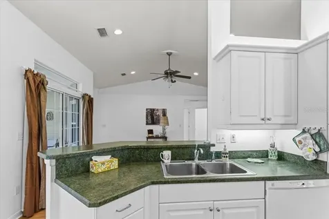 9567 SW 98th Avenue Gainesville FL 32608