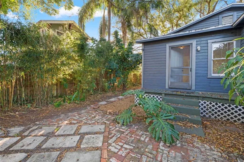 501 E Floribraska Avenue Tampa FL 33603