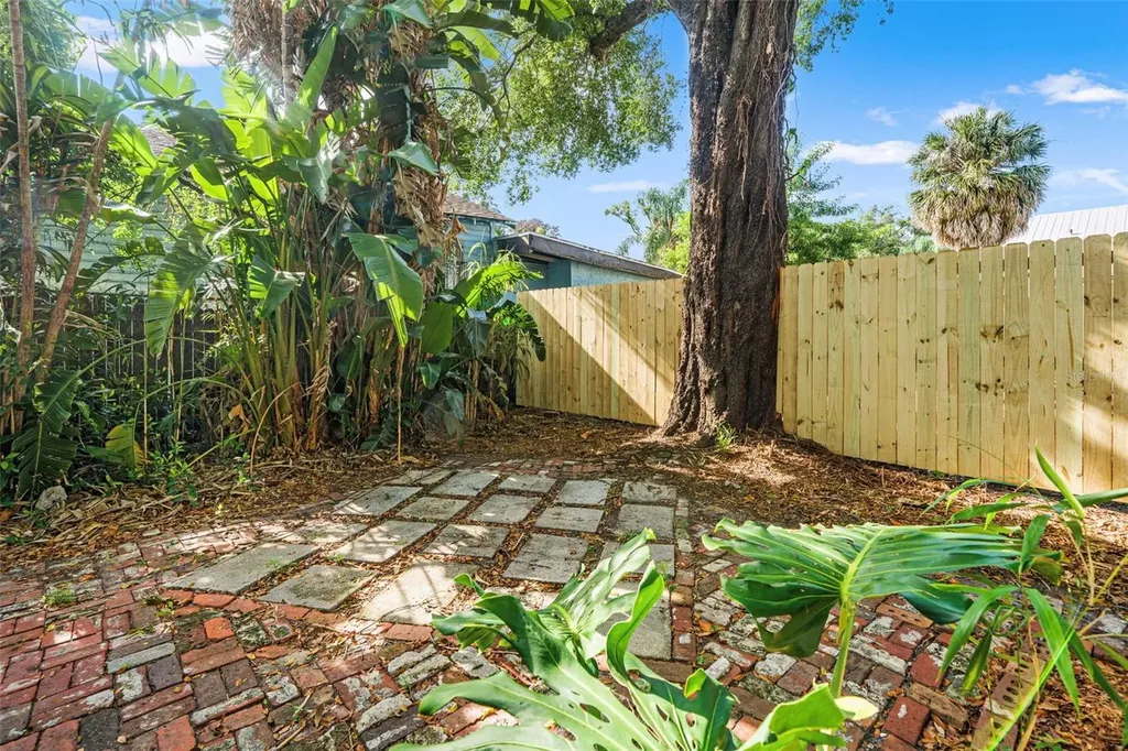 501 E Floribraska Avenue Tampa FL 33603