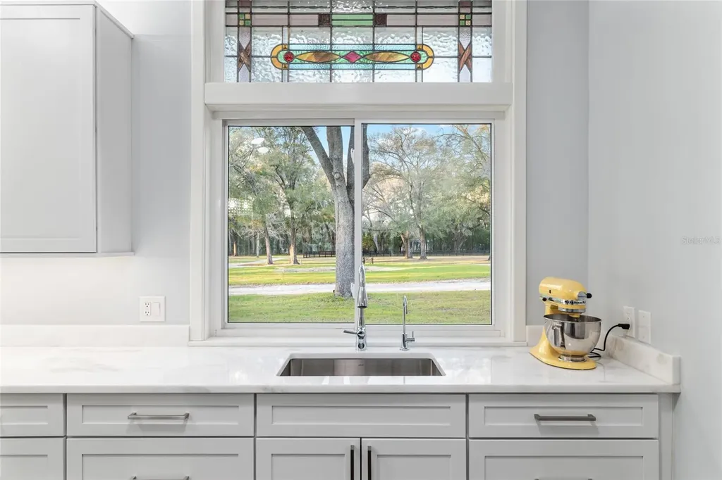 6012 NW 168th Street Alachua FL 32615