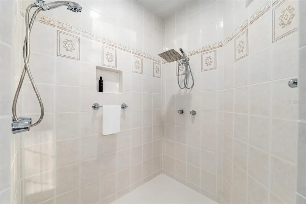 6012 NW 168th Street Alachua FL 32615