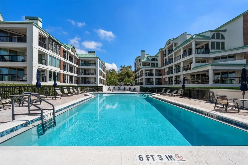 947 Seddon Cove Way Tampa FL 33602