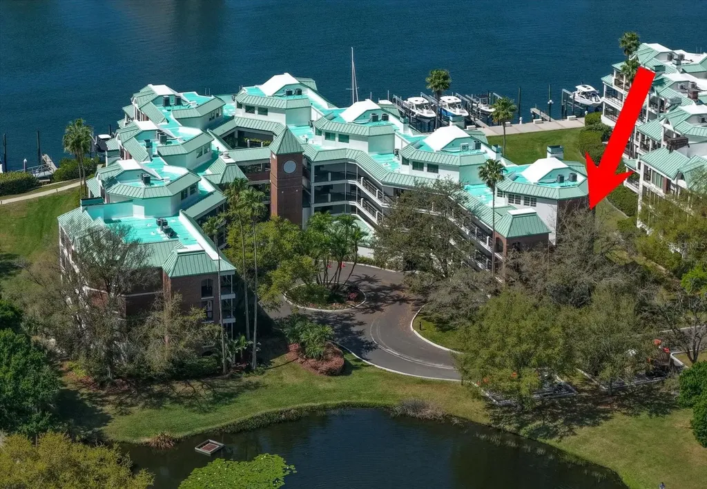 947 Seddon Cove Way Tampa FL 33602