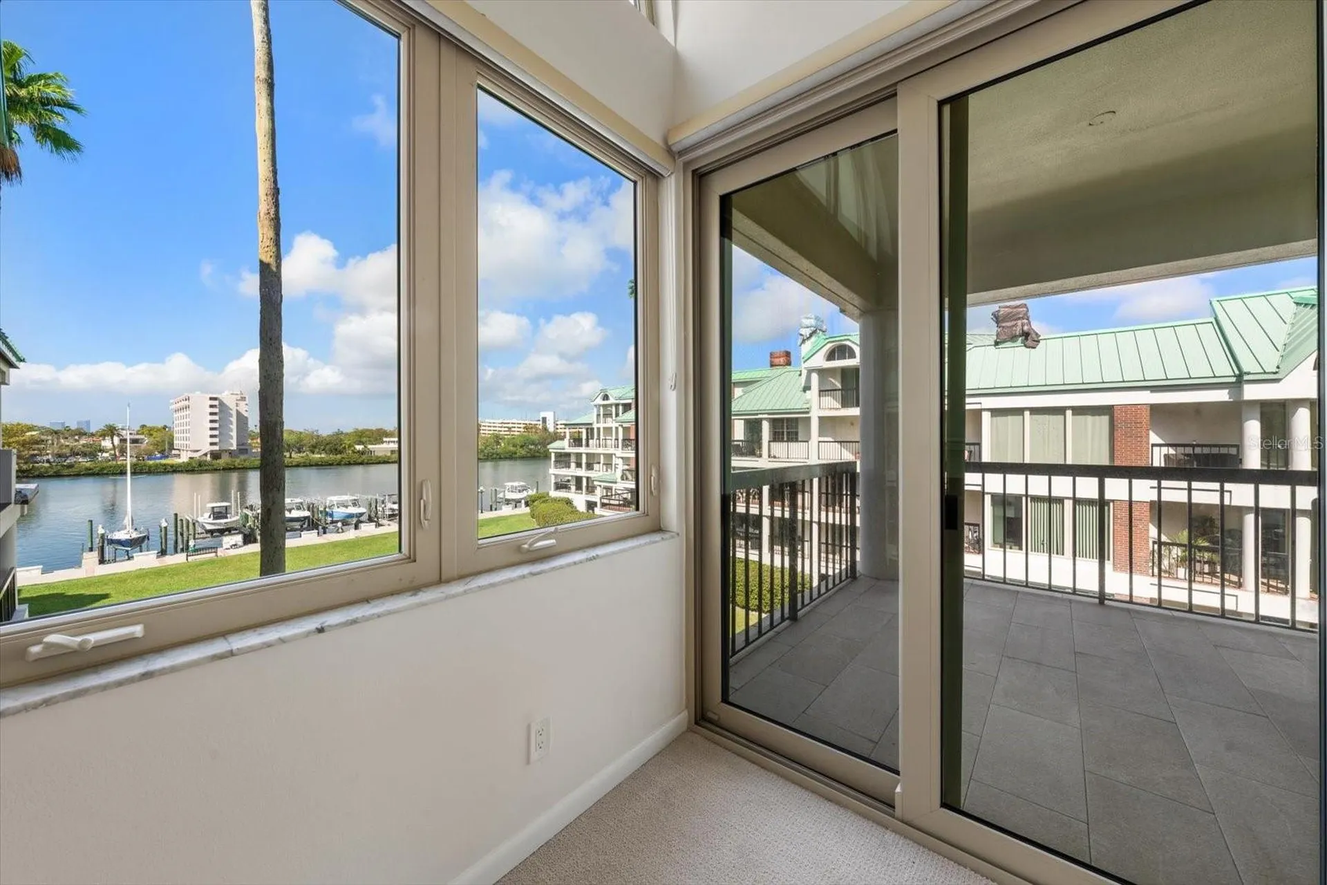 947 Seddon Cove Way Tampa FL 33602