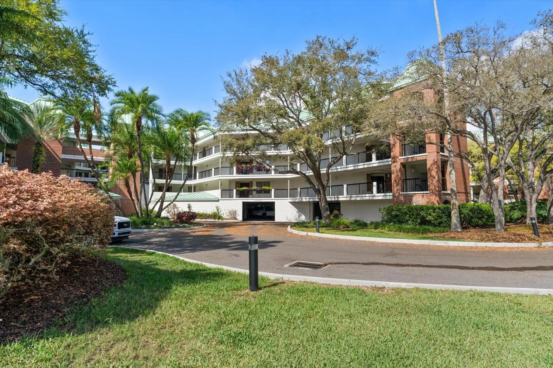 947 Seddon Cove Way Tampa FL 33602
