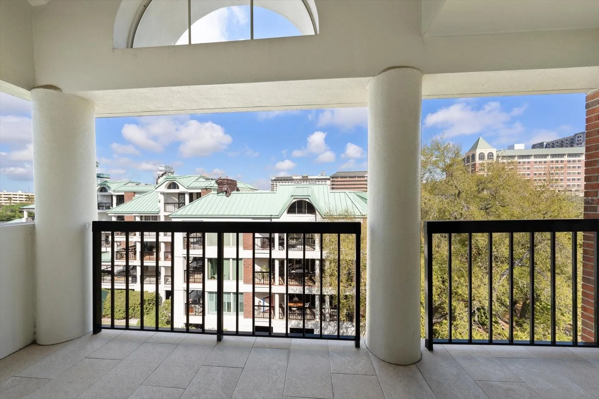 947 Seddon Cove Way Tampa FL 33602