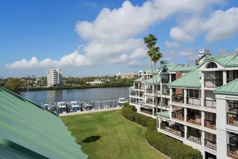 947 Seddon Cove Way Tampa FL 33602