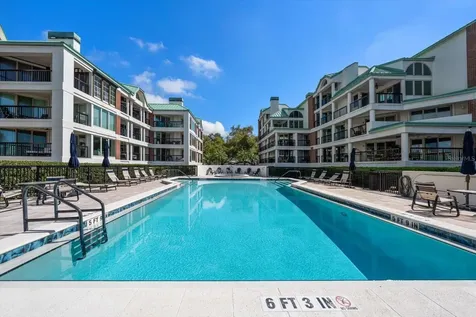 947 Seddon Cove Way Tampa FL 33602