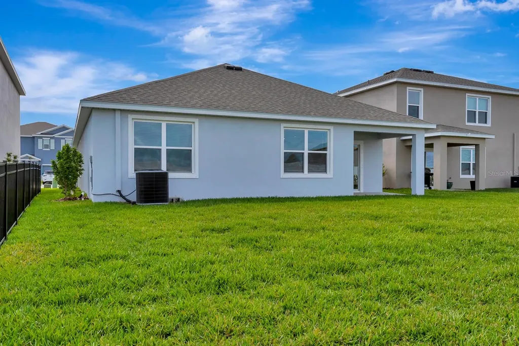 18303 Wheathouse Place Bradenton FL 34211