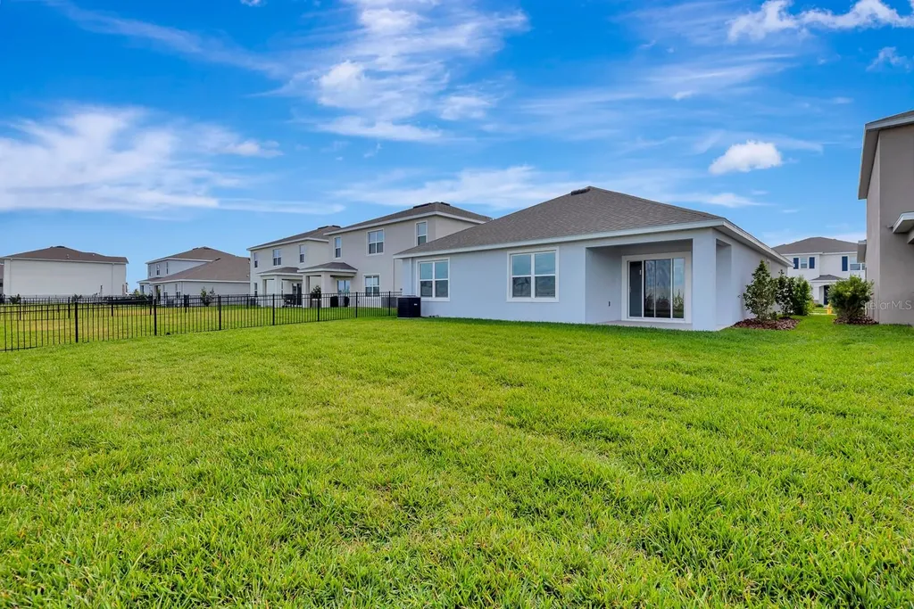 18303 Wheathouse Place Bradenton FL 34211