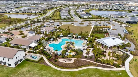 18303 Wheathouse Place Bradenton FL 34211