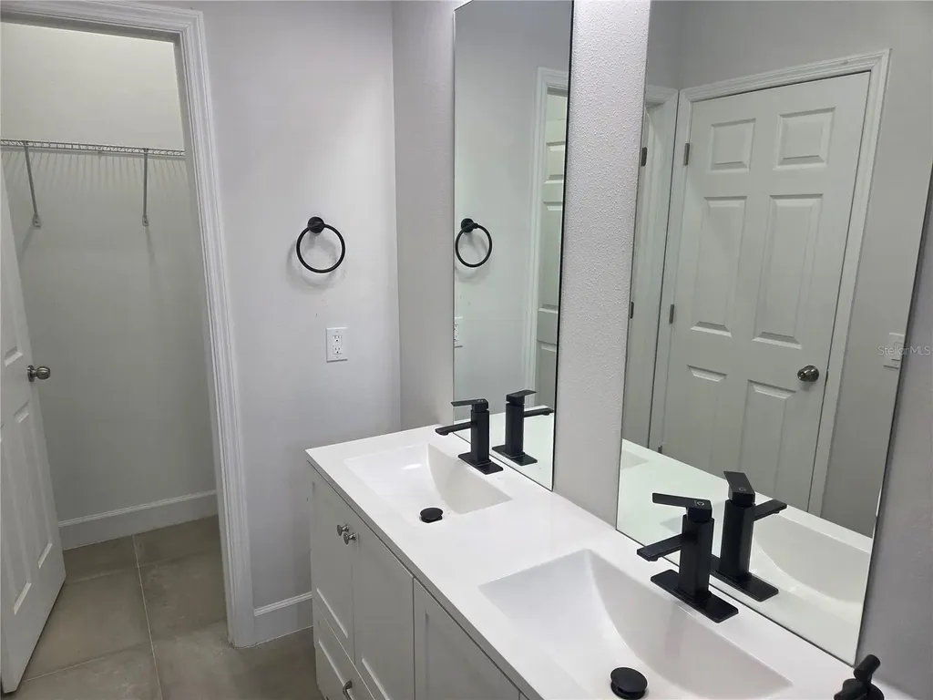 2300 Parrot Street North Port FL 34286