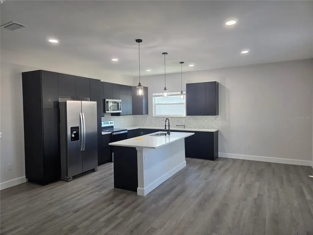2300 Parrot Street North Port FL 34286