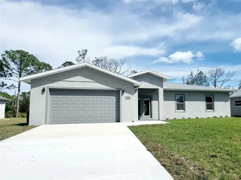 2300 Parrot Street North Port FL 34286