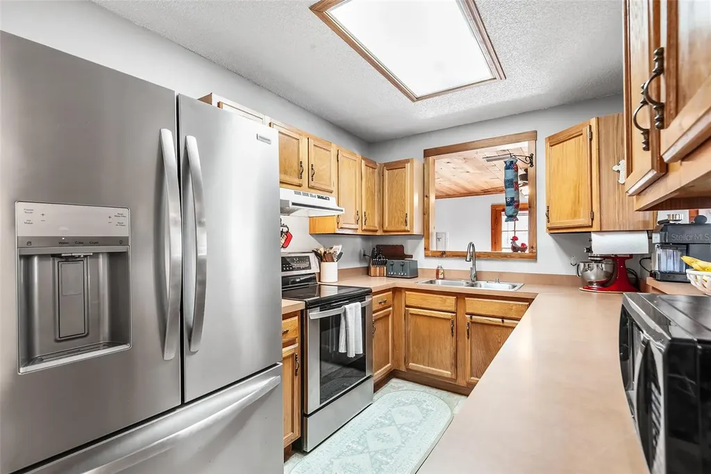 1233 Saint Anne Shrine Road Lake Wales FL 33898