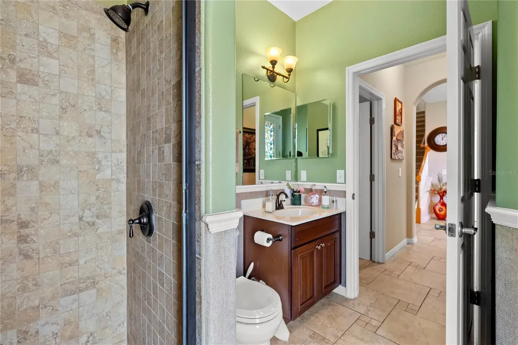 1352 Oakcrest Court Davenport FL 33837