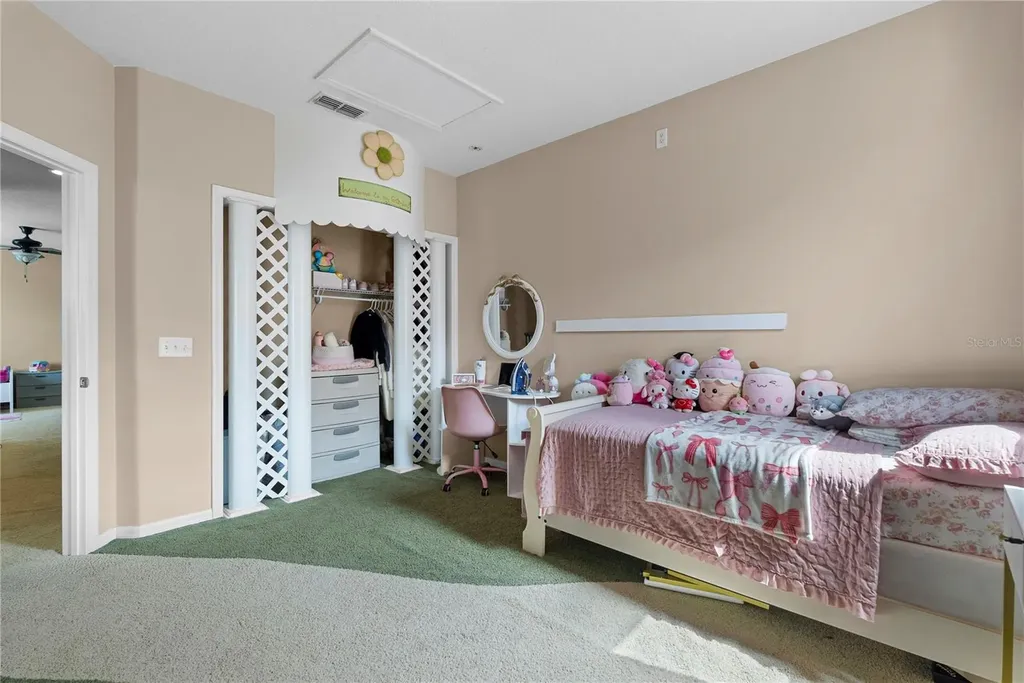 1352 Oakcrest Court Davenport FL 33837