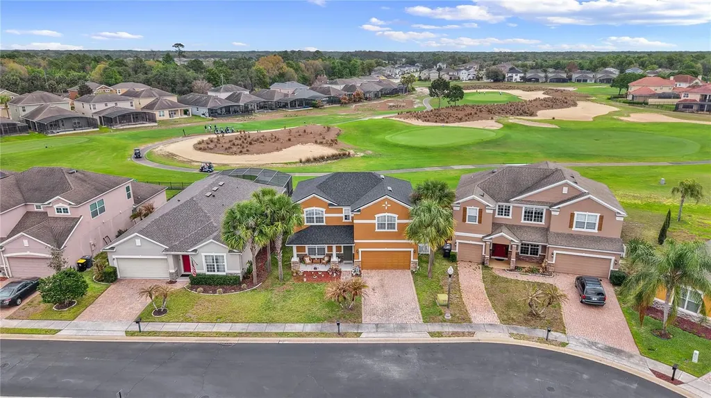 1352 Oakcrest Court Davenport FL 33837