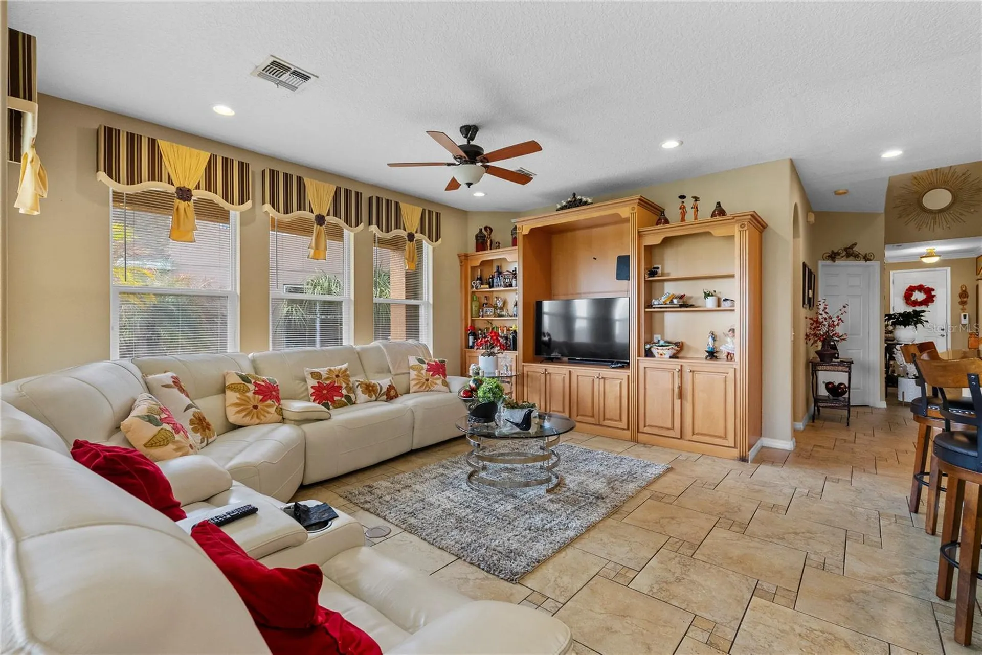 1352 Oakcrest Court Davenport FL 33837