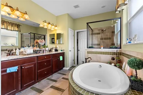 1352 Oakcrest Court Davenport FL 33837