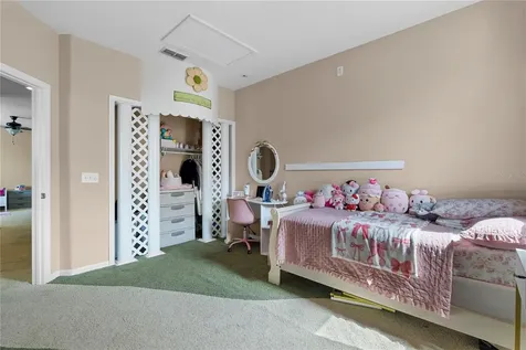 1352 Oakcrest Court Davenport FL 33837