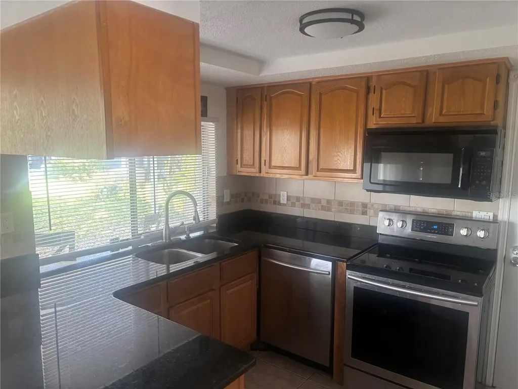 8302 Split Rail Lane Hudson FL 34667