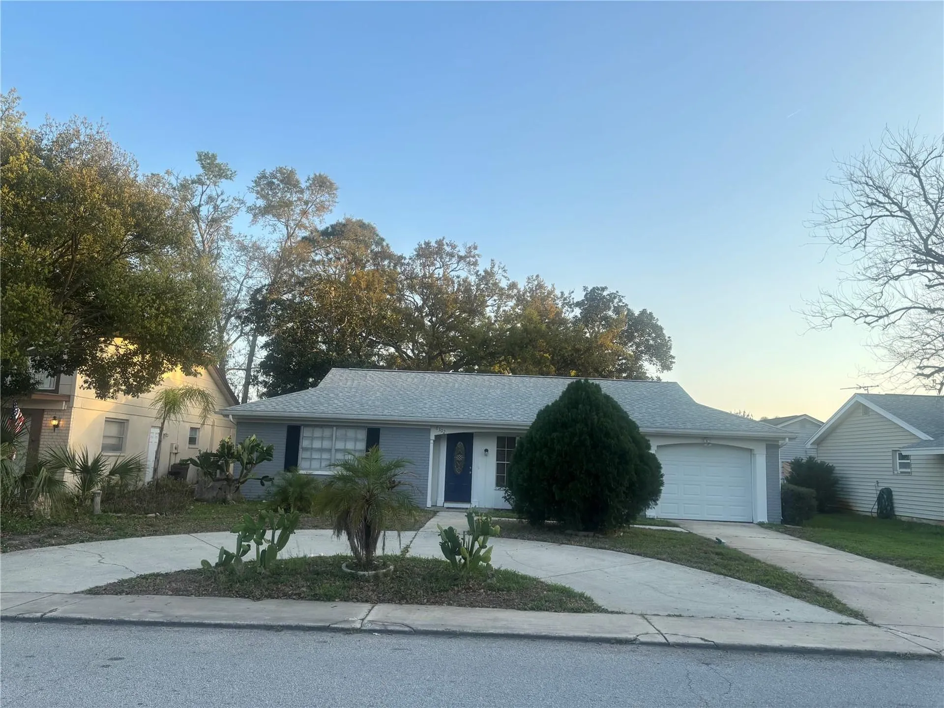 8302 Split Rail Lane Hudson FL 34667