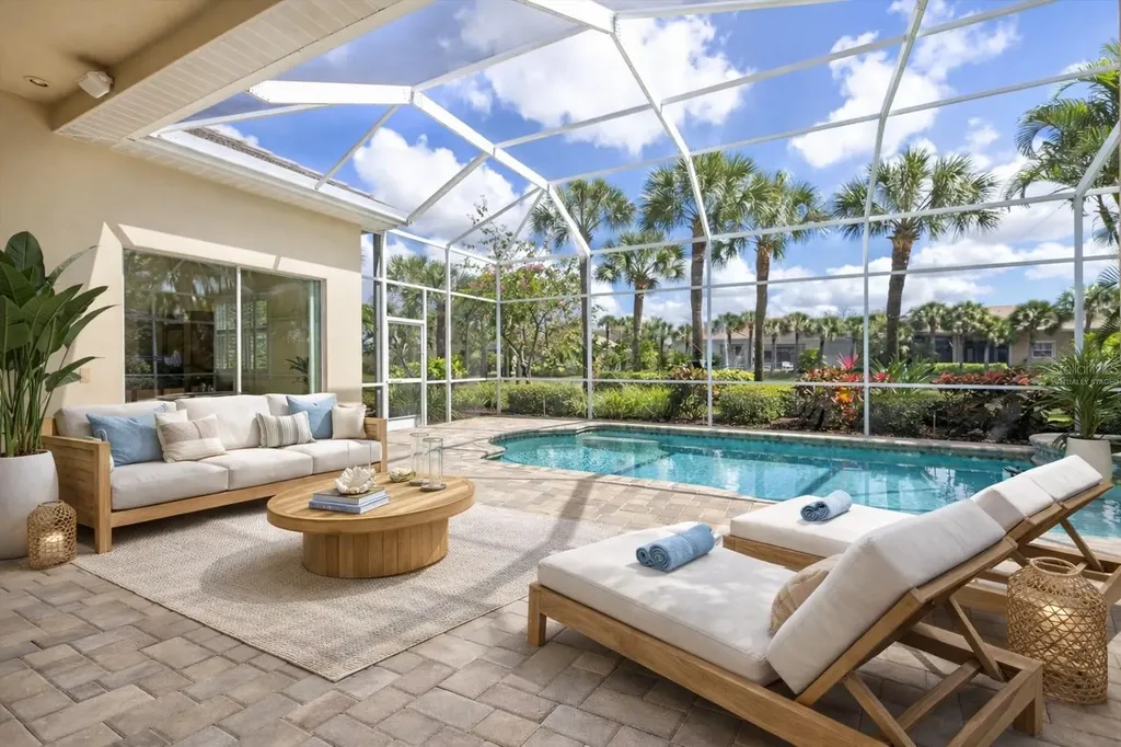17 N Cayman Isles Boulevard Englewood FL 34223