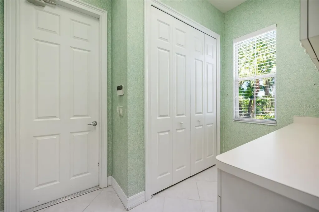17 N Cayman Isles Boulevard Englewood FL 34223