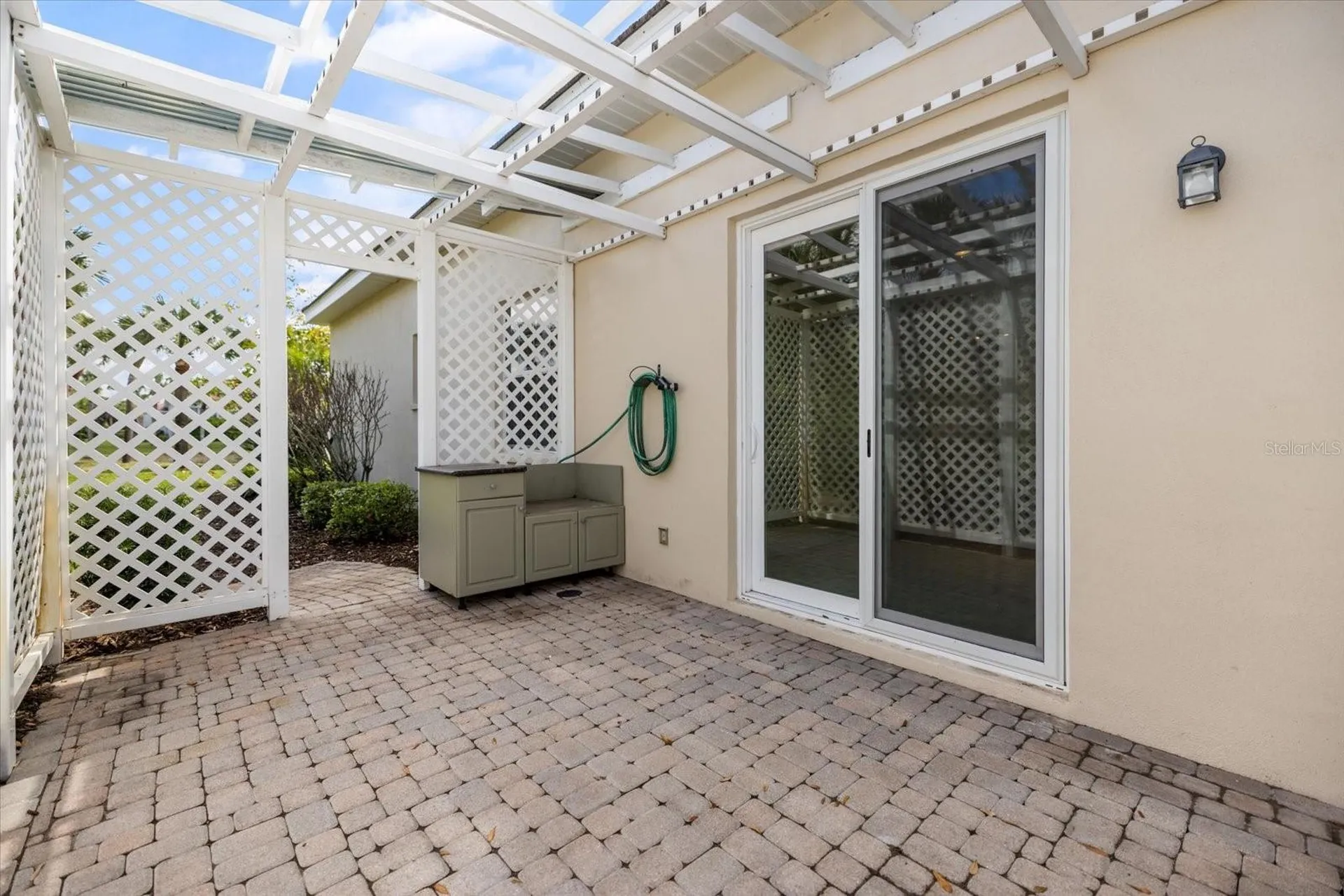 17 N Cayman Isles Boulevard Englewood FL 34223