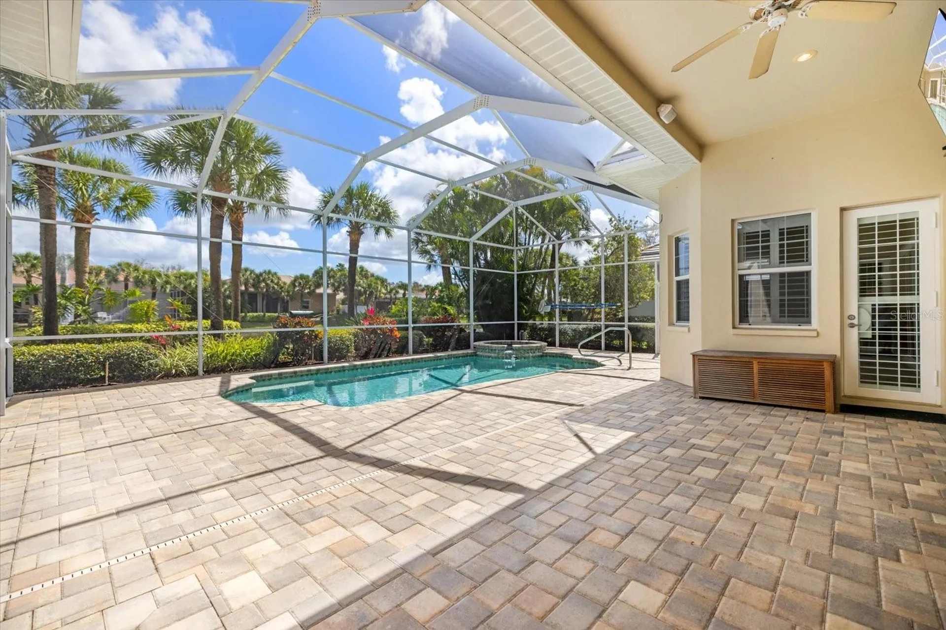 17 N Cayman Isles Boulevard Englewood FL 34223