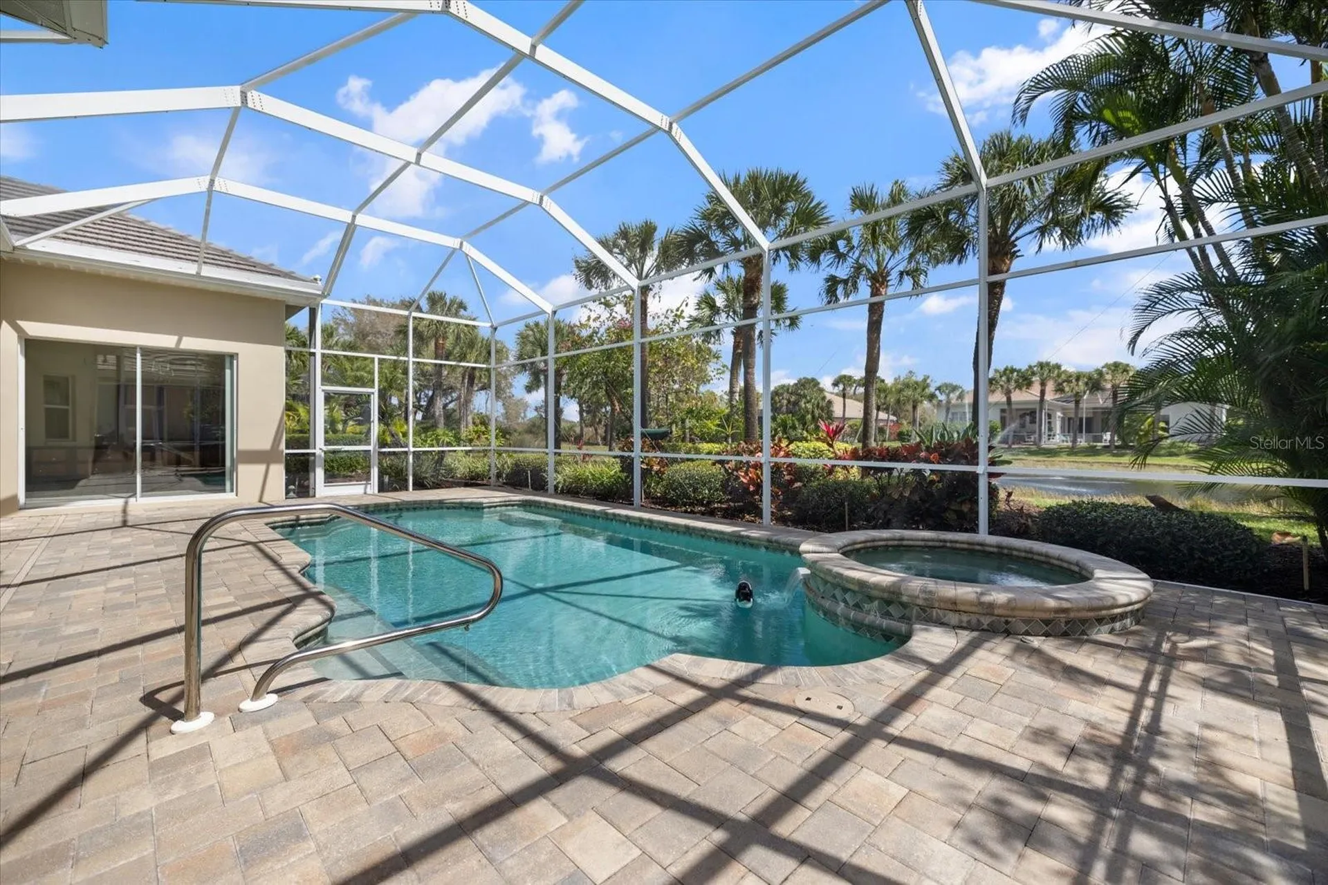 17 N Cayman Isles Boulevard Englewood FL 34223