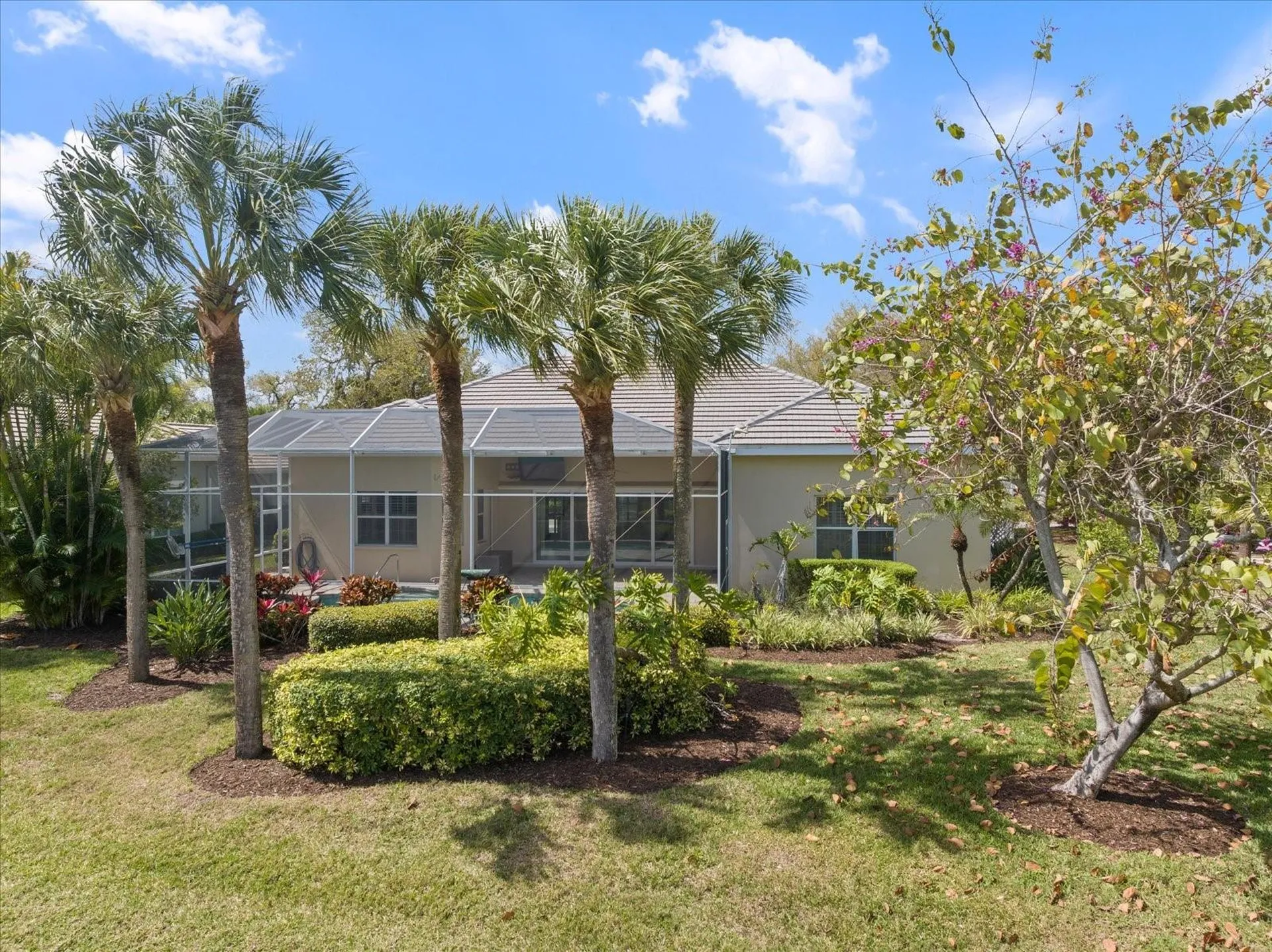 17 N Cayman Isles Boulevard Englewood FL 34223