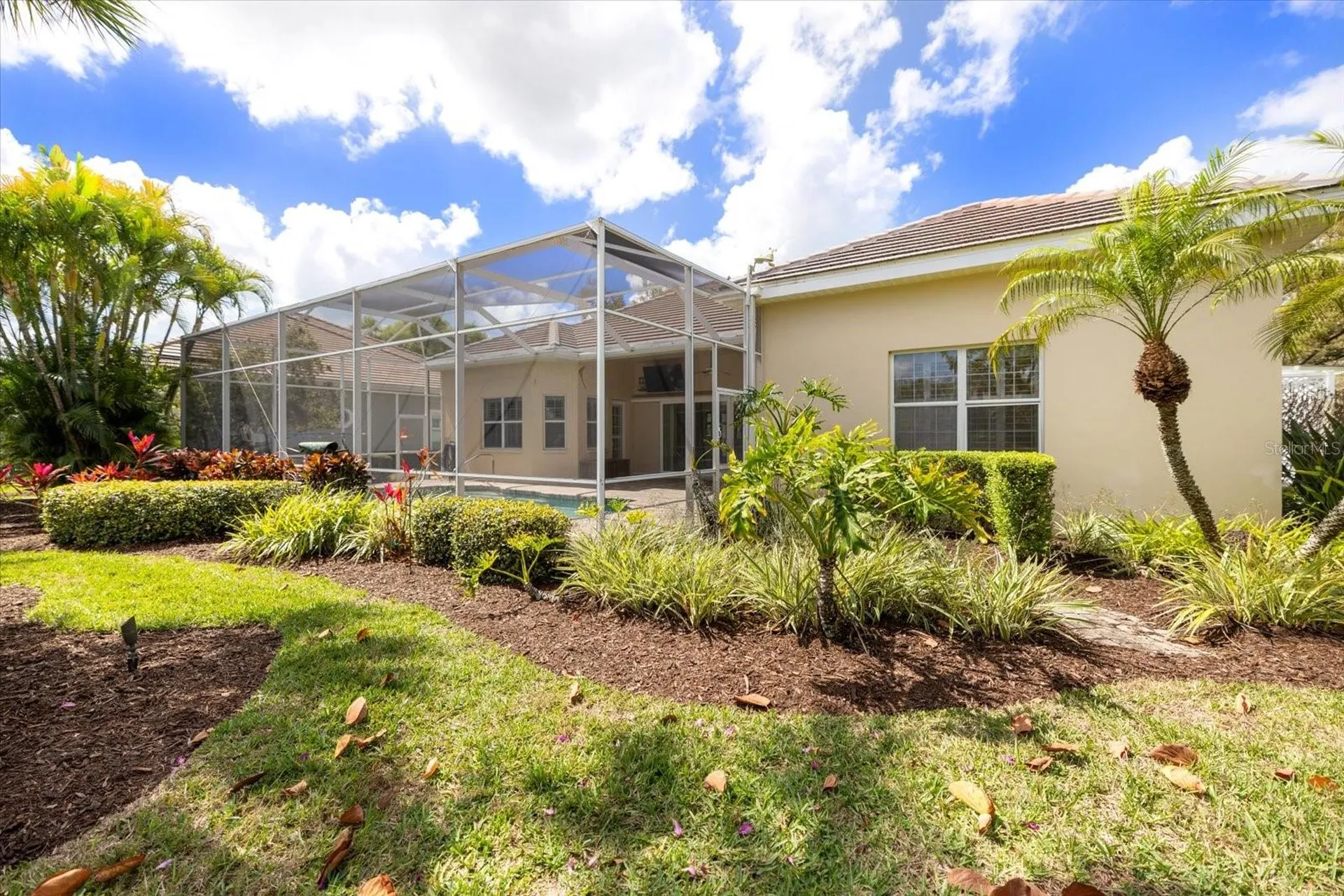 17 N Cayman Isles Boulevard Englewood FL 34223