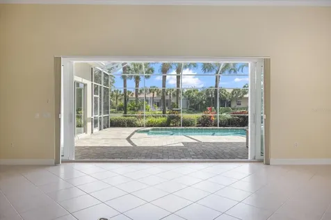 17 N Cayman Isles Boulevard Englewood FL 34223