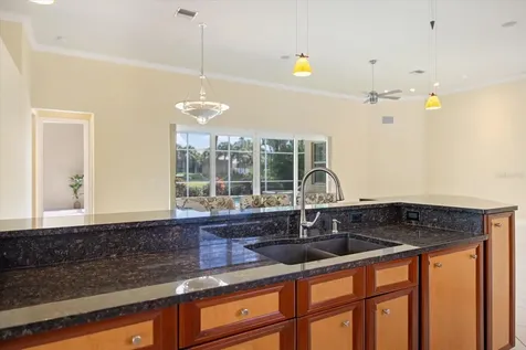 17 N Cayman Isles Boulevard Englewood FL 34223