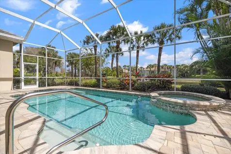 17 N Cayman Isles Boulevard Englewood FL 34223