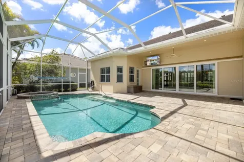 17 N Cayman Isles Boulevard Englewood FL 34223