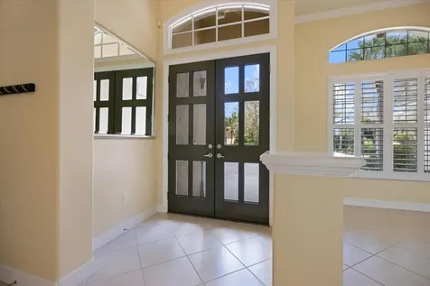 17 N Cayman Isles Boulevard Englewood FL 34223