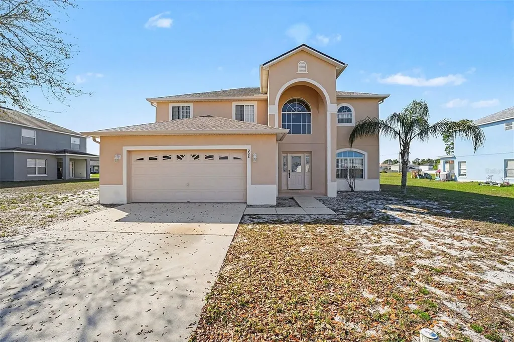 208 Cimarron Drive Kissimmee FL 34759